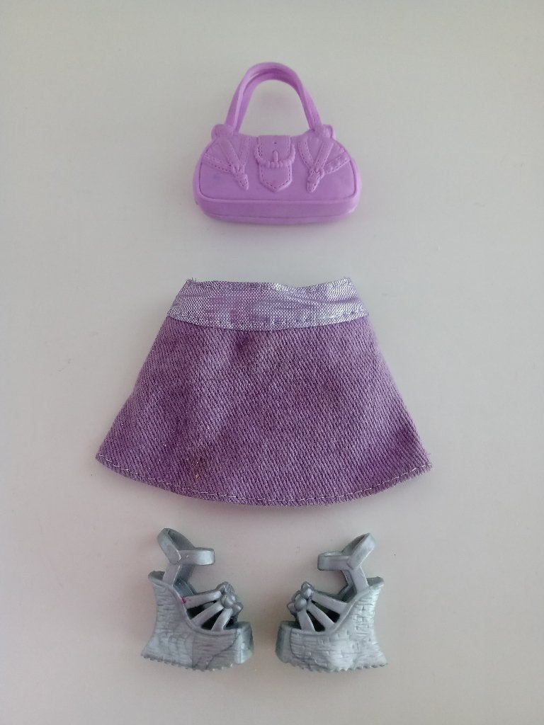 Items van het Barbie Fashion Fever Setje N7516, Verzamelen, Poppen, Ophalen of Verzenden, Gebruikt, Kleertjes