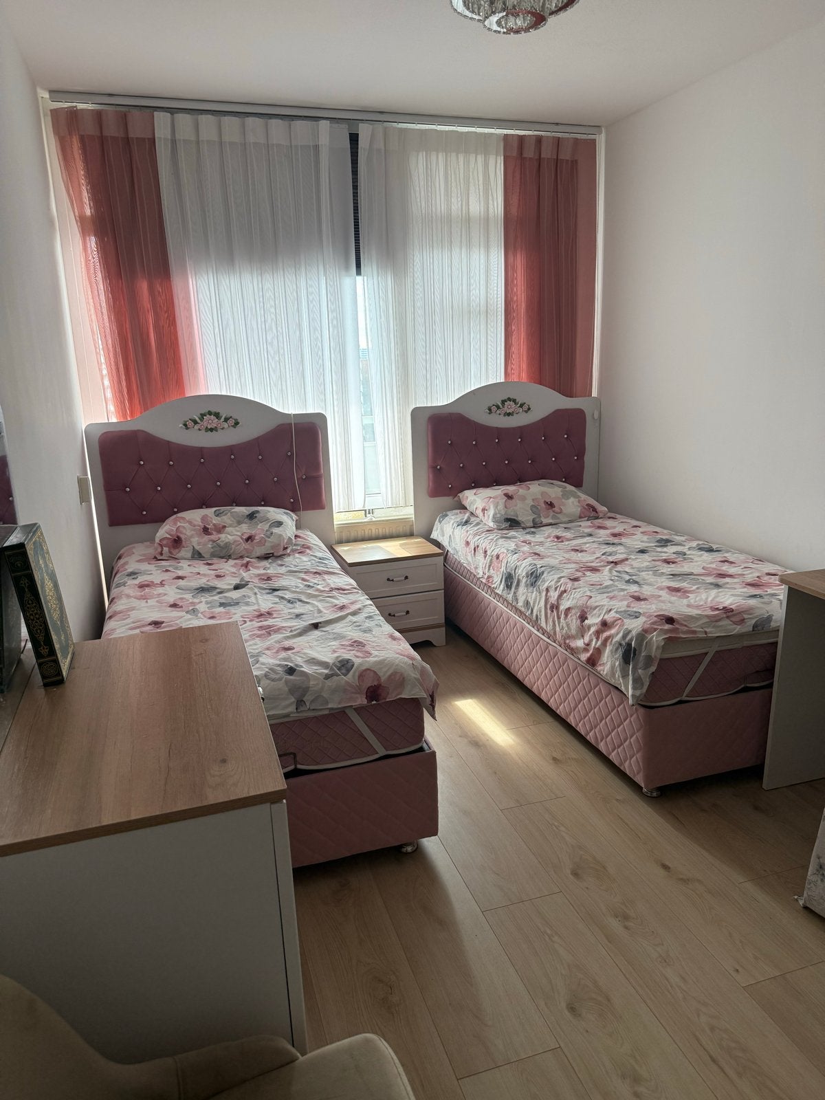 Complete kinderkamer set: 2 bedden, kledingkast, bureau, Huis en Inrichting, Slaapkamer | Complete slaapkamers, Ophalen of Verzenden
