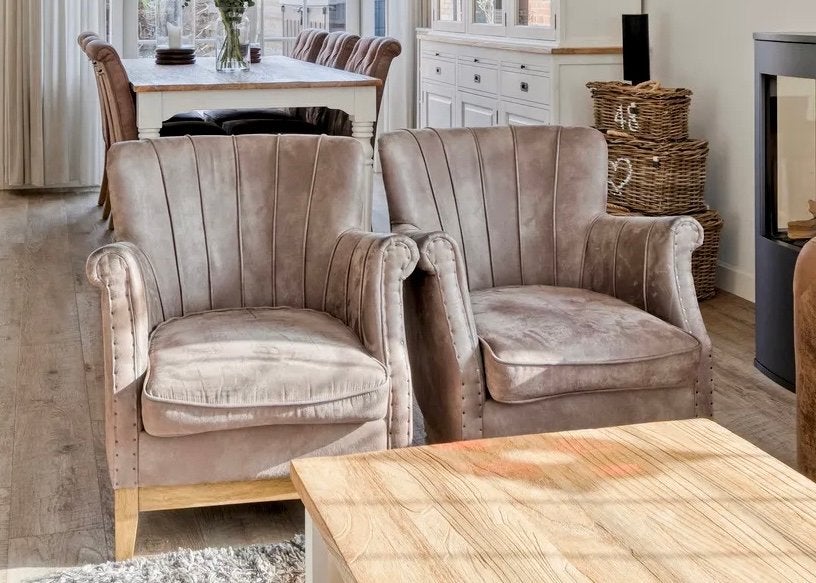 2x Riviera Maison East Village Armchair Pellini Coffee, Huis en Inrichting, Stoelen, Ophalen, Gebruikt, Twee, Bruin