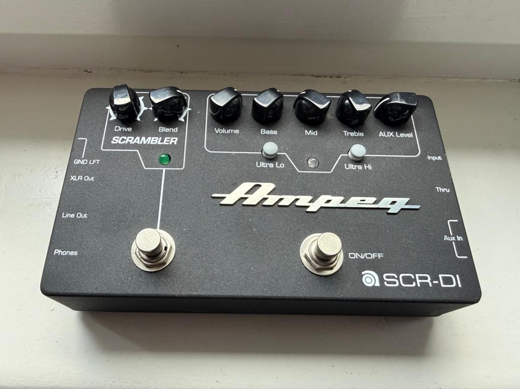 Ampeg SCR-DI Bass DI, Muziek en Instrumenten, Effecten, Ophalen of Verzenden, Zo goed als nieuw, Distortion, Overdrive of Fuzz