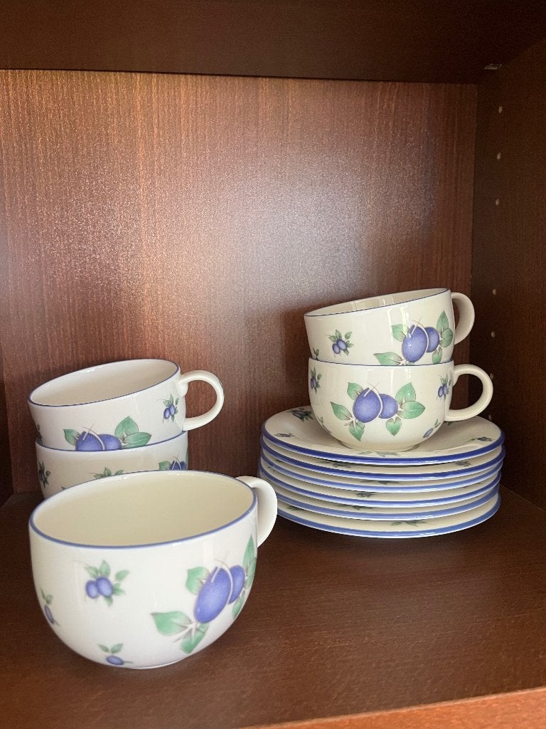 Royal Doulton Blueberry TC1204 theekopjes en schoteltjes, Antiek en Kunst, Antiek | Servies los, Ophalen