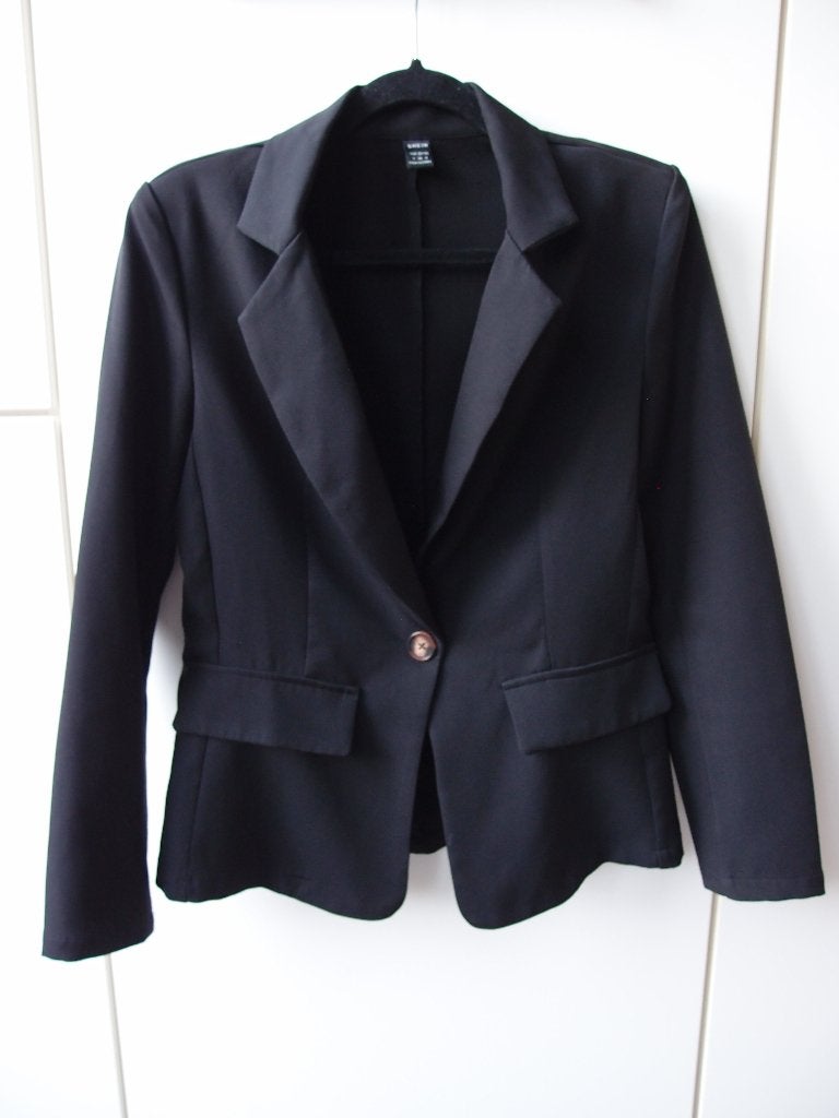 Erg mooie getailleerde Shein meisjes dames blazer zwart S, Zwart, Ophalen of Verzenden, Zo goed als nieuw, Jasje