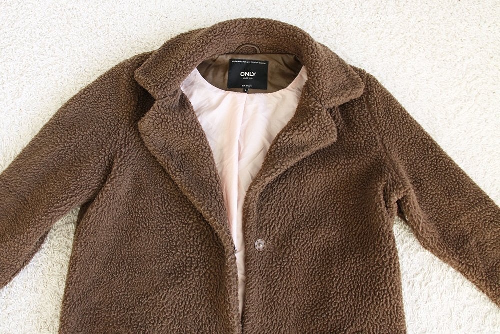 Mooie Teddy Jas Van Only (L) € 25,-, Kleding | Dames, Only, Bruin, Maat 42/44 (L), Ophalen of Verzenden