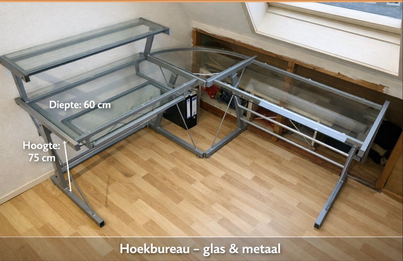 Modern Hoekbureau Glas en Metaal met Toetsenbordlade, Huis en Inrichting, Bureaus, Ophalen, Demontabel, Gebruikt, Hoekbureau