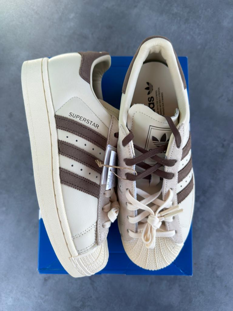 Adidas Superstar II Molly-Mae Latte - Maat 40, Kleding | Dames, Schoenen, --, Nieuw, Ophalen of Verzenden, Sneakers of Gympen