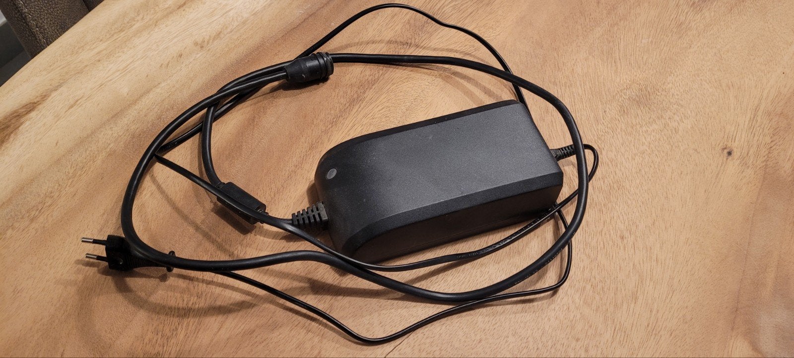 Stromer lader CR246, Fietsen en Brommers, Ophalen of Verzenden, Zo goed als nieuw