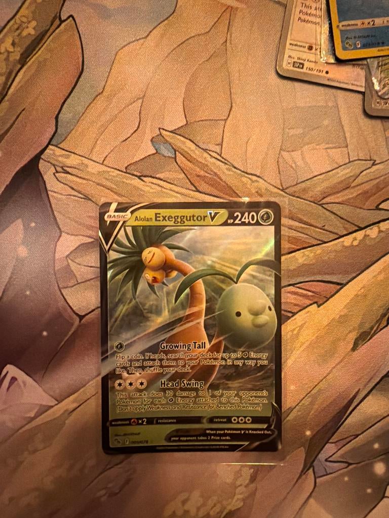 Alolan Exeggutor V #5 Pokémon Kaart, Ophalen of Verzenden, Zo goed als nieuw, Losse kaart