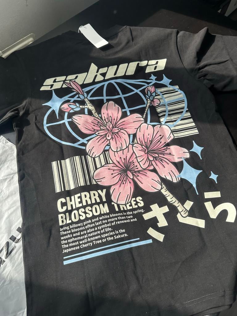 Suzushii Sakura Cherry Blossom T-shirt Zwart Maat S, Ophalen of Verzenden, Nieuw, Maat 46 (S) of kleiner, Zwart