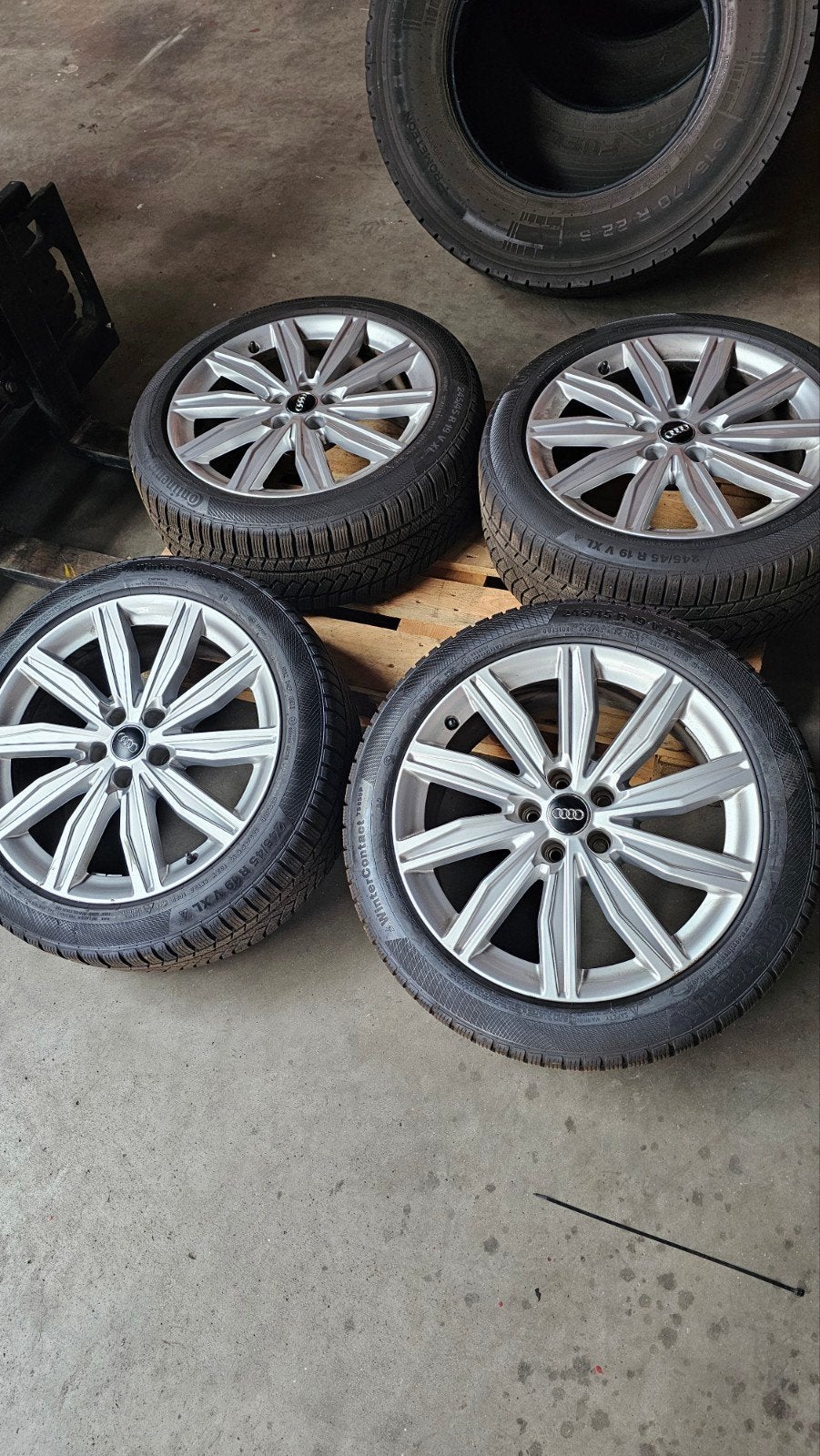 Originele Audi 19 inch winterset, Banden en Velgen, Winterbanden, Personenwagen, Ophalen