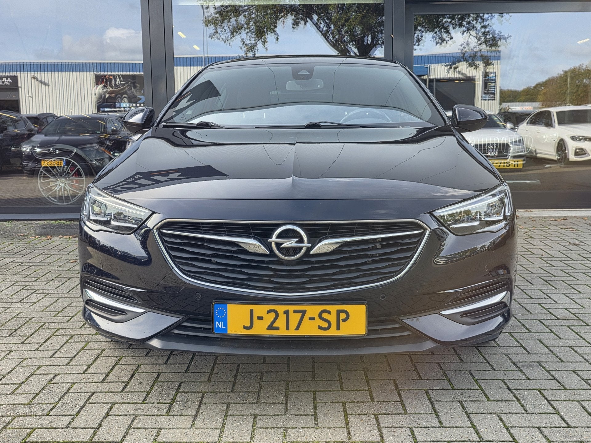 Opel Insignia Grand Sport 1.5 Turbo Business Executive, Dealer onderhouden, Gebruikt, 4 cilinders, 700 kg