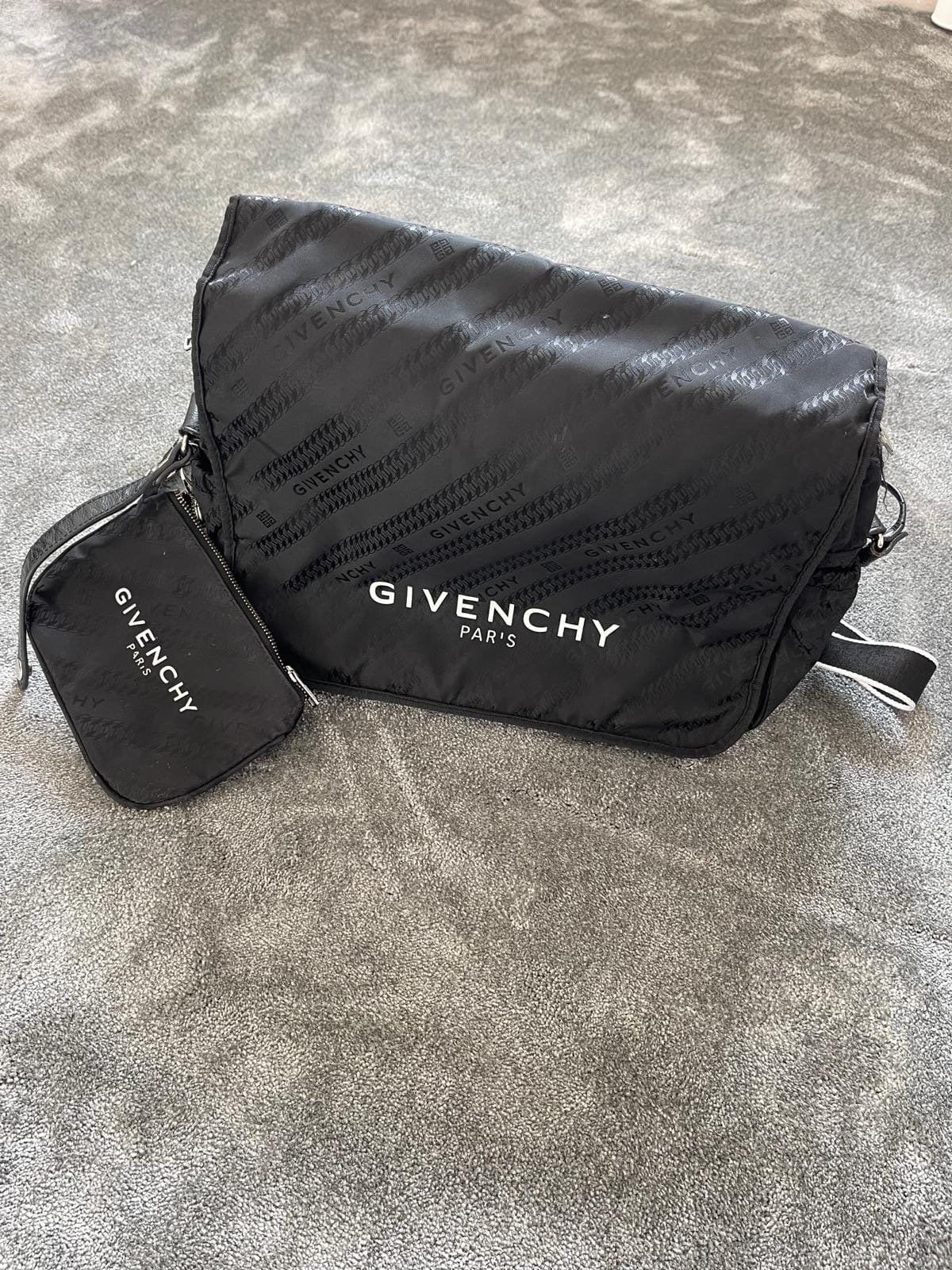 Givenchy luiertas met bijpassende portemonnee, Ophalen of Verzenden, Gebruikt, Zwart, Overige typen