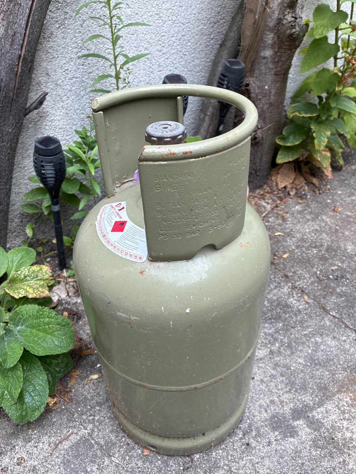 2 gasflessen voor camping/caravan (leeg), Ophalen, Gebruikt