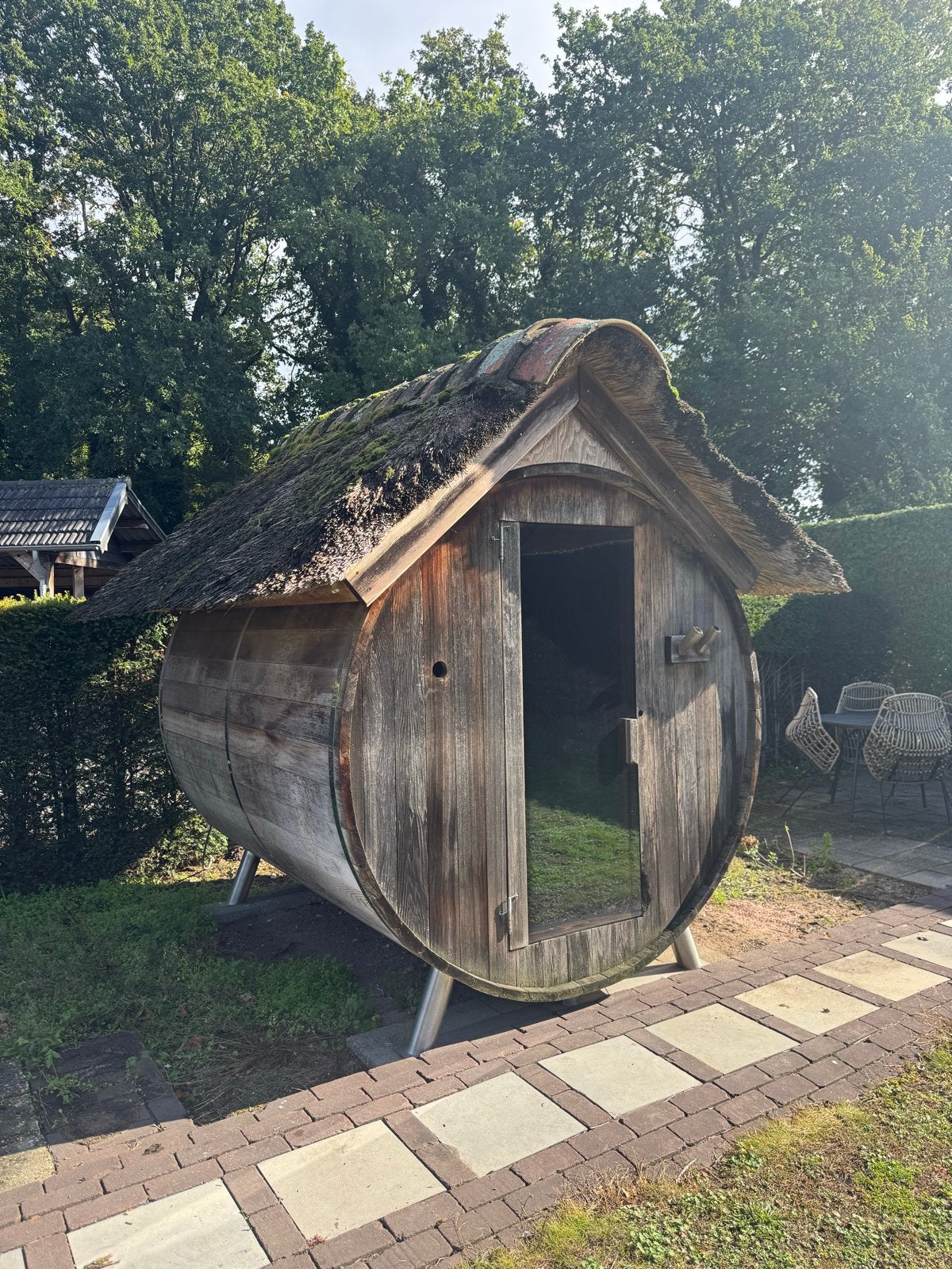 Barrelsauna met rieten dak, Ophalen, Gebruikt, Fins of Traditioneel, Complete sauna