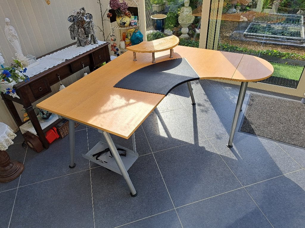 Prachtig en ruim (werk/kantoor) bureau, Ophalen, 160 cm, Gebruikt, Opzetstuk