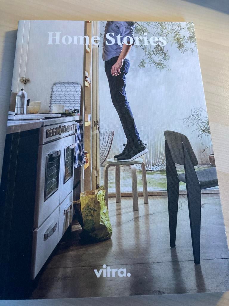 Vitra Home Stories - Inspiratieboek voor interieurdesign, Boeken, Ophalen of Verzenden, Zo goed als nieuw, Interieur en Design