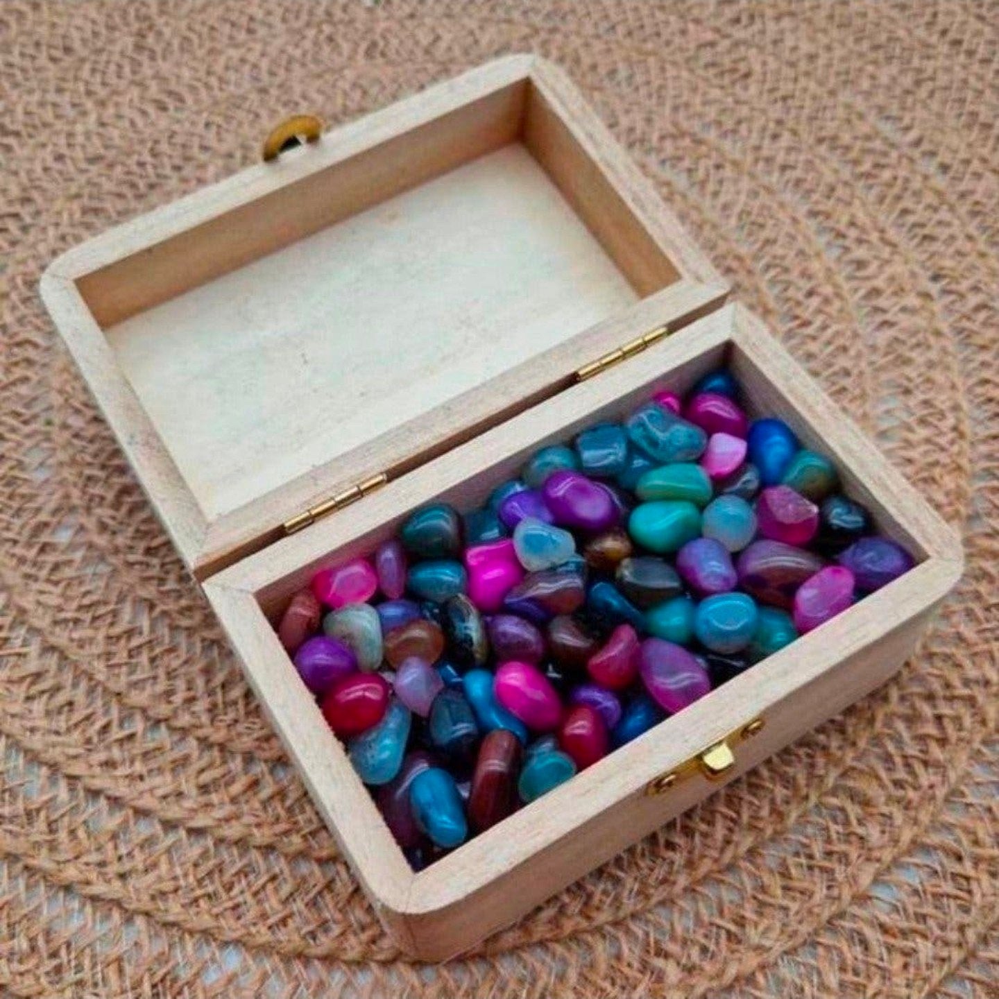 Schatkist met edelstenen agaat mix 200 gram 220 stuks, Ophalen of Verzenden, Mineraal