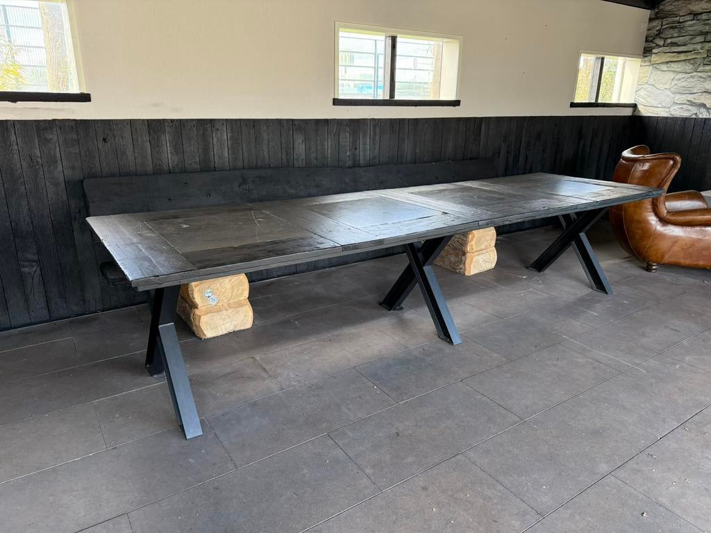 Robuuste zeer grote houten tafel met natuursteen inleg, Ophalen, Rechthoekig, Overige materialen