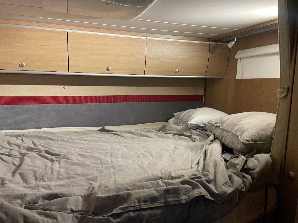 Foto 23 van Fiat Ducato Camper - Buerstner BUT 674 2.3 D 2008 Grijs