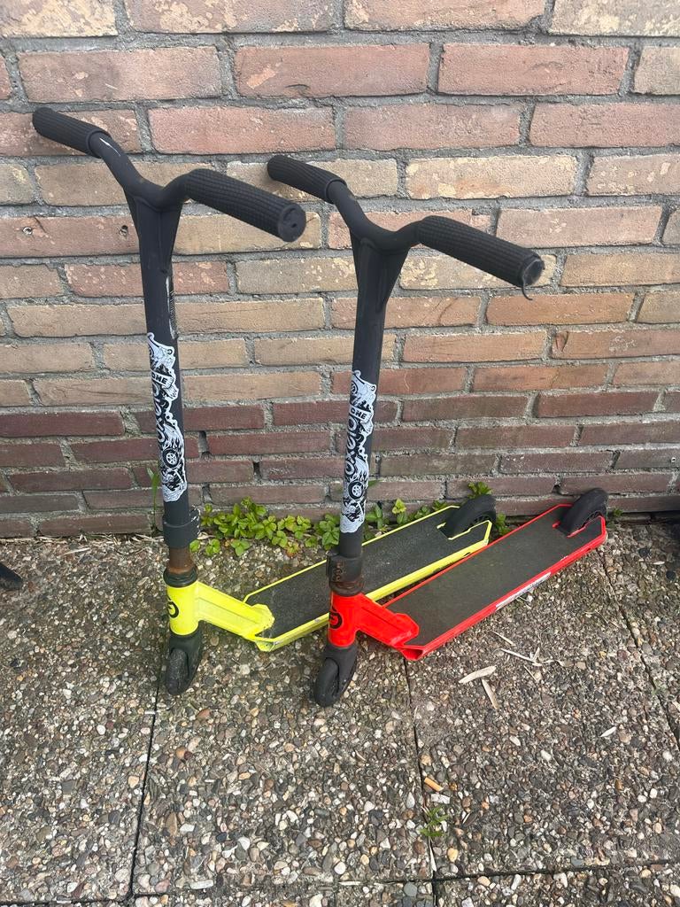 Oxelo Stuntsteppen (2 stuks) - Ideaal voor beginners!, Fietsen en Brommers, Steps, Ophalen of Verzenden, Zo goed als nieuw, Gewone step