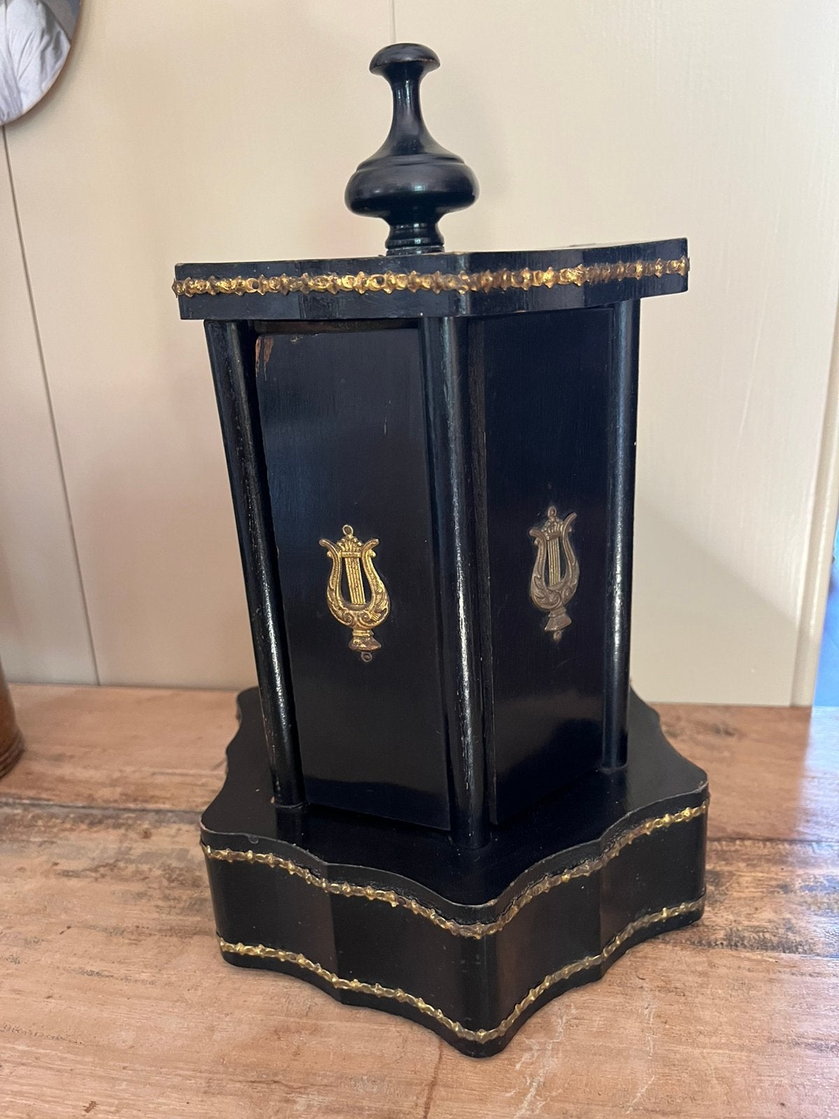 Napoleon 3 antieke sigaren carrousel humidor tabak, Ophalen
