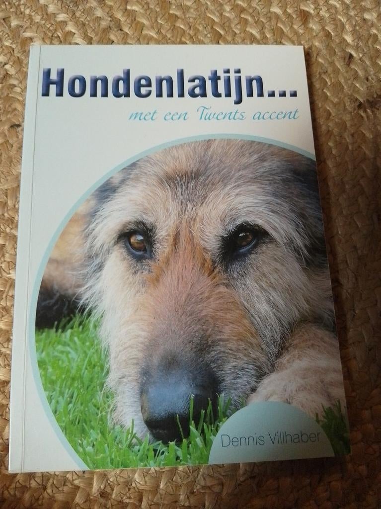 Hondenlatijn... met een Twents accent, Ophalen of Verzenden