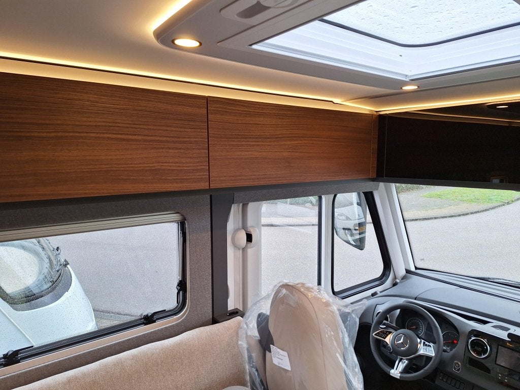 Hymer B-MC I 680 BOVENKASTEN IPV HEFBED!, Diesel, Tot en met 3, Hymer, Mercedes