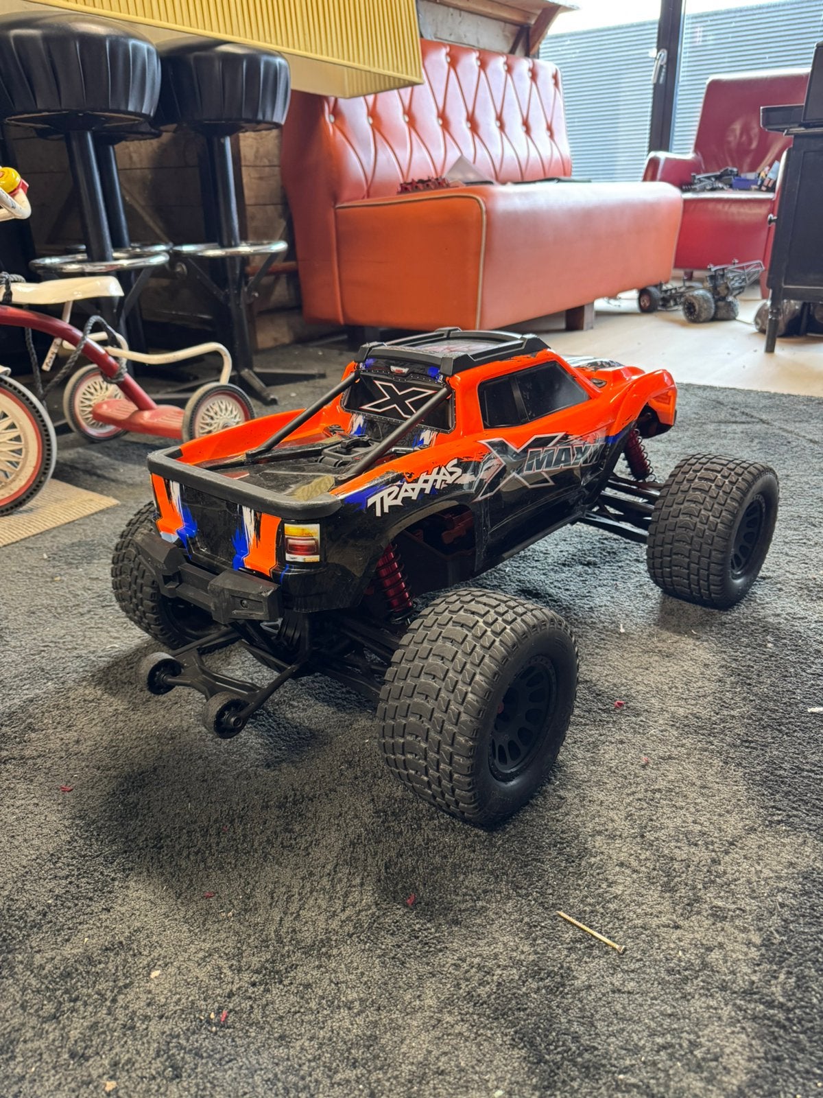 Traxxas X-Maxx, Ophalen