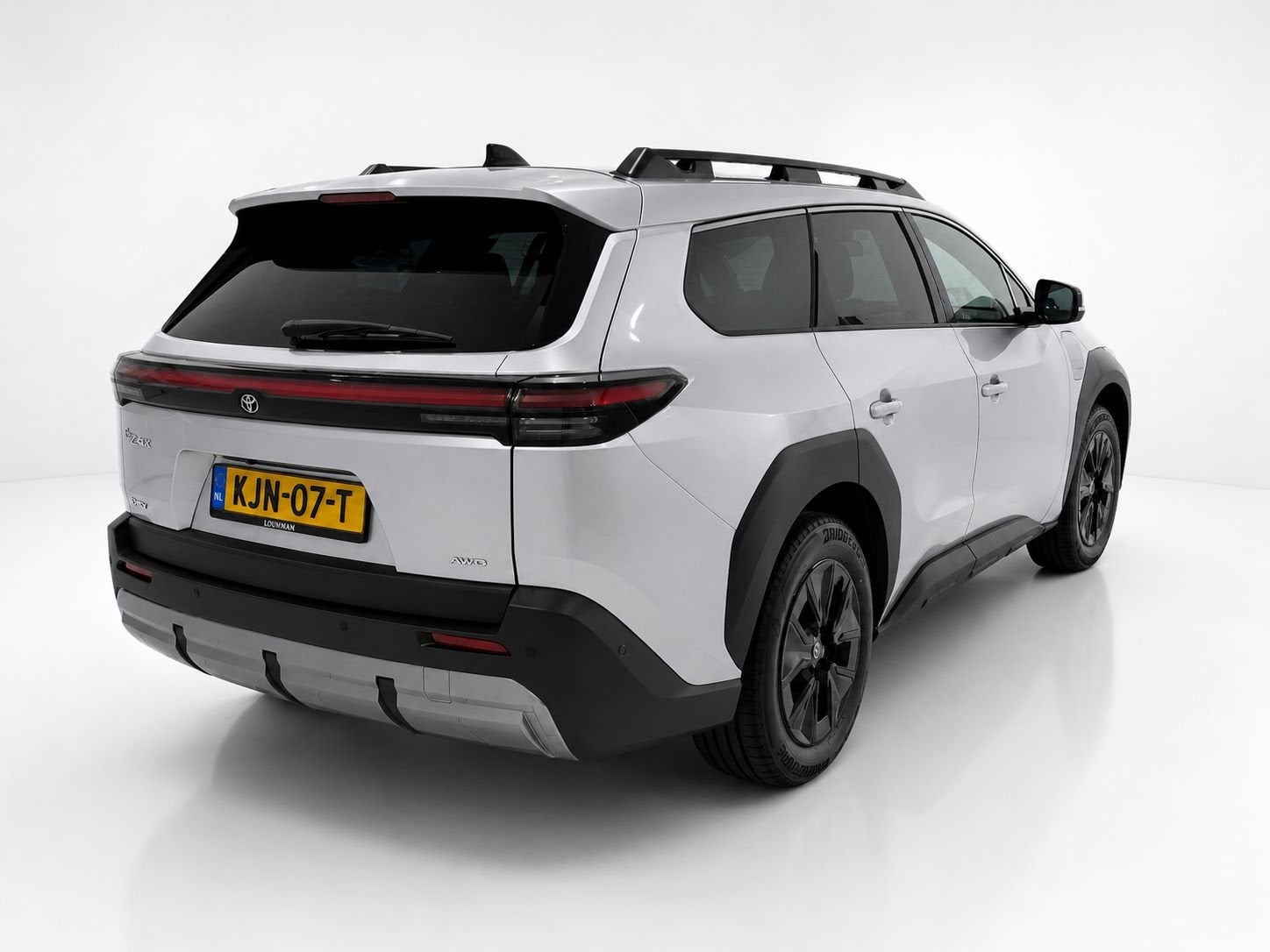 Toyota bZ4X Touring Executive AWD 75 kWh *DEMO* (bj 2026), Automaat, 204 min, 24 min, Vierwielaandrijving