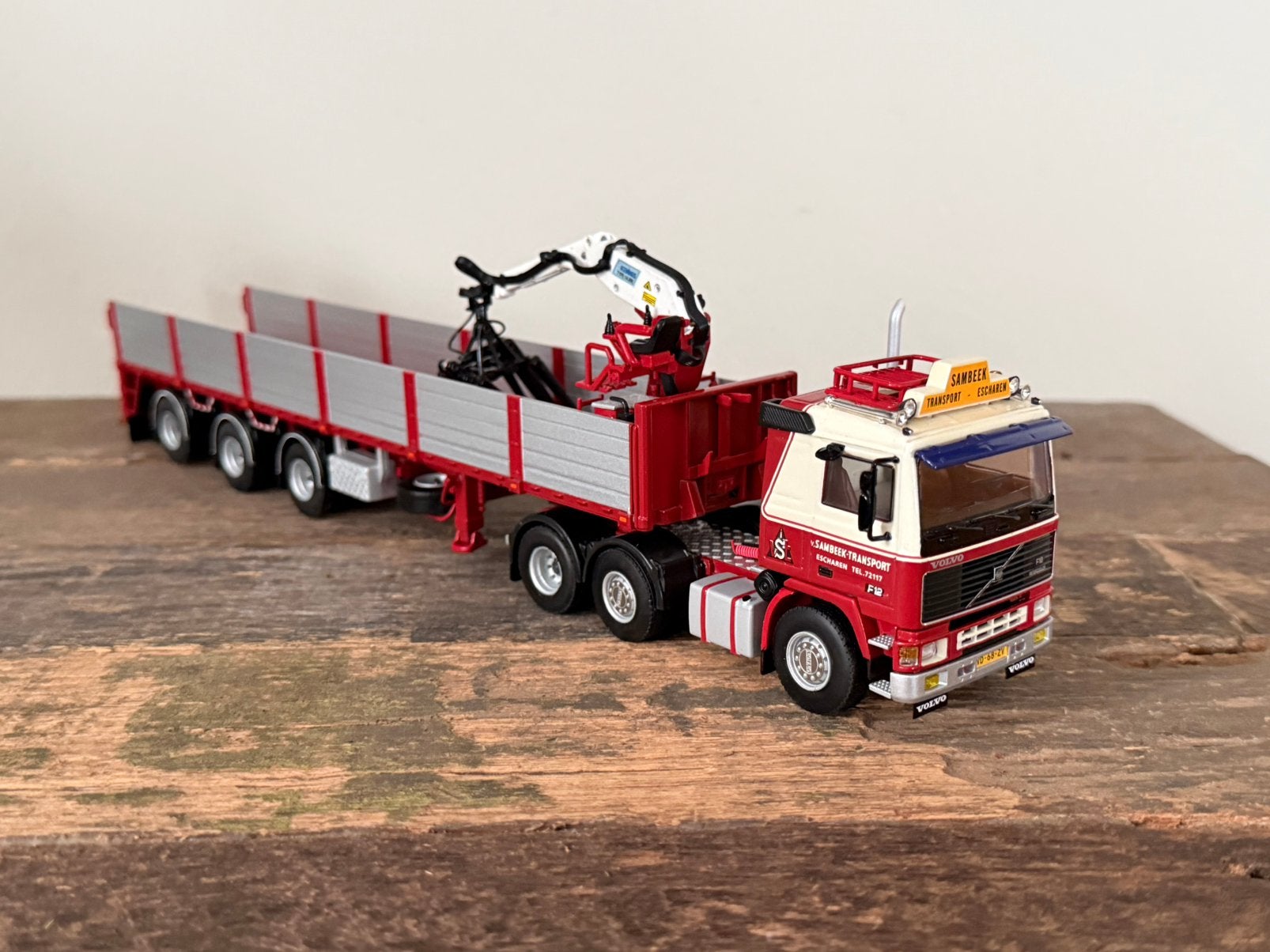 WSI - Volvo F12 Van Sambeek, Verzenden, Zo goed als nieuw, Bus of Vrachtwagen, Wsi