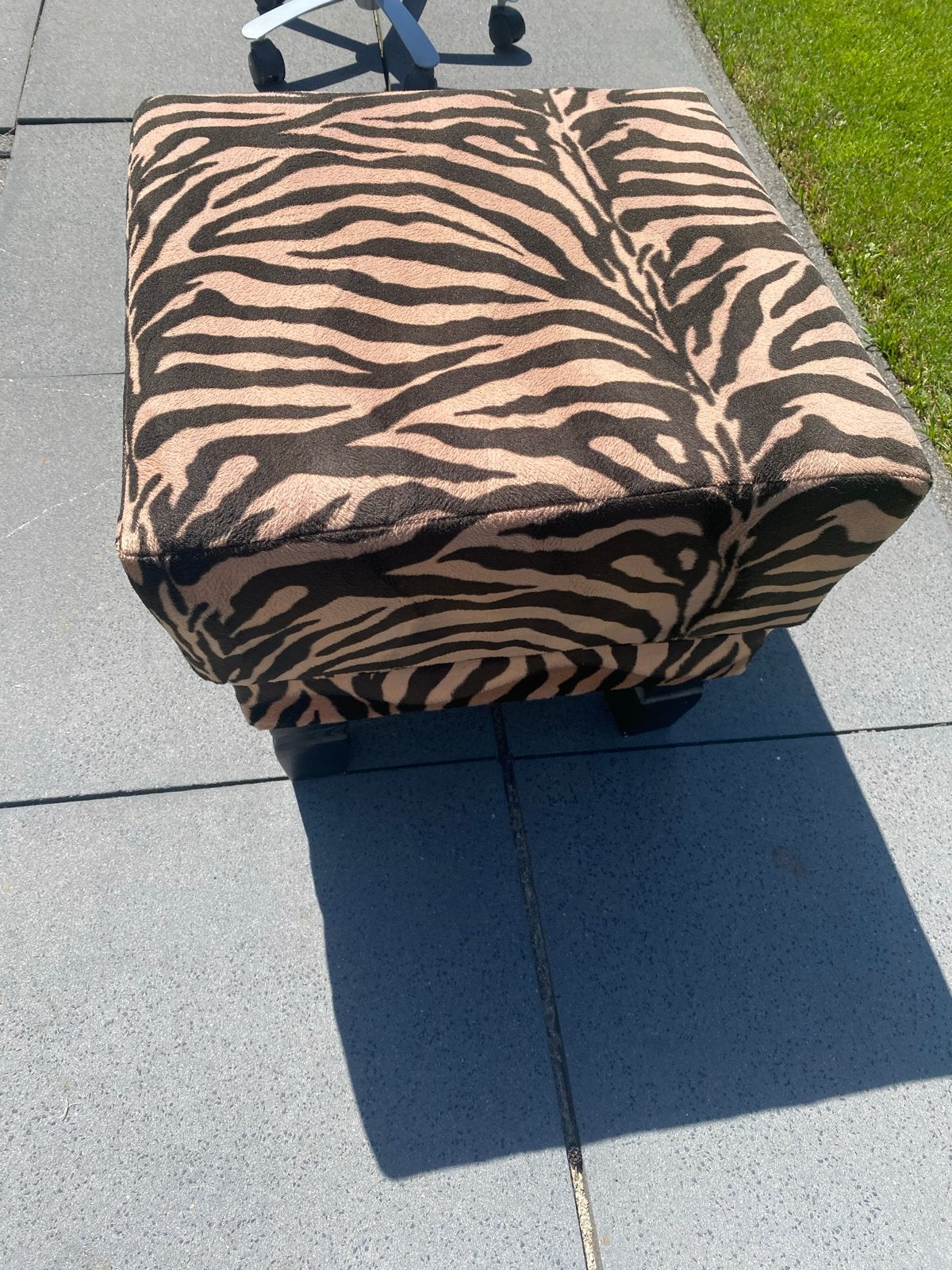 Zebraprint poef - Stijlvolle voetenbank, Ophalen, Minder dan 50 cm, Gebruikt, Vierkant