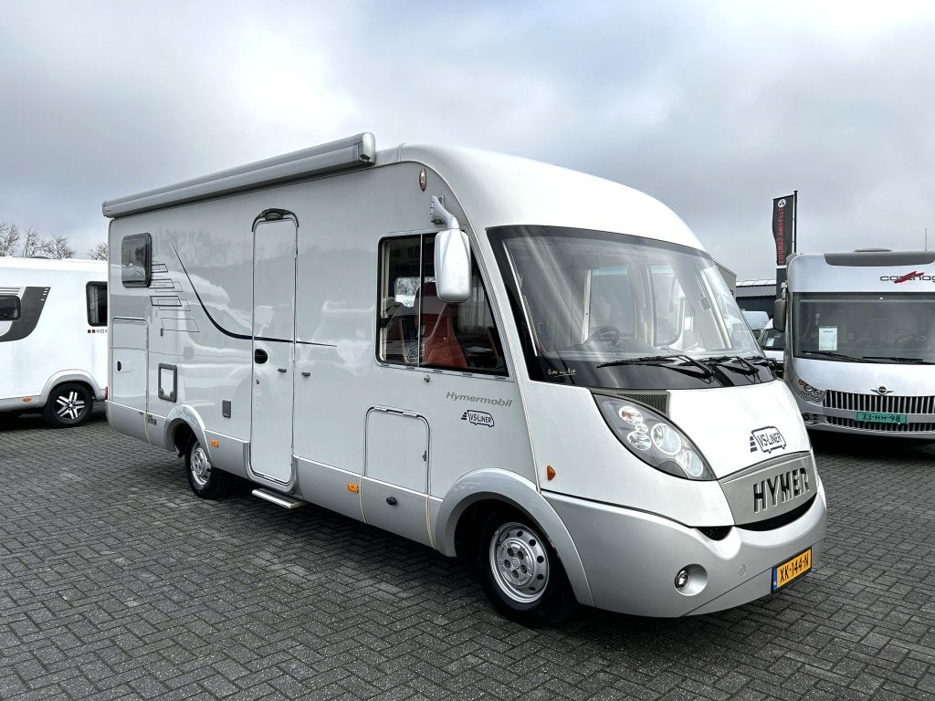Hymer B614 CL Dwarsbed/Hefbed/36.000km/Euro4/Airco/2009/6.9m, Caravans en Kamperen, Integraal, Fiat, 6 tot 7 meter, Bedrijf