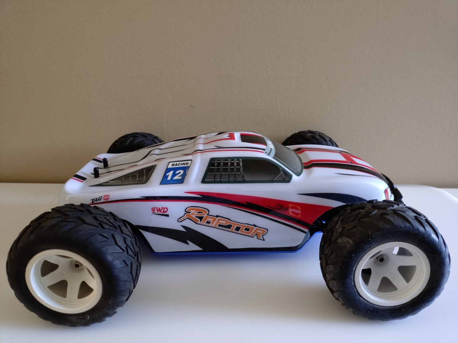 Te koop bestuurbare auto Raptor opknapper, Ophalen, Gebruikt, Overige schalen, Auto offroad