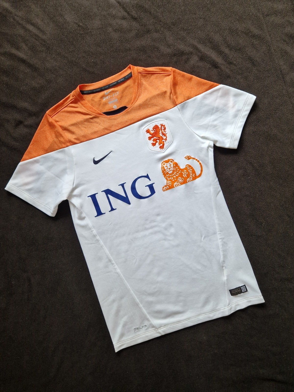 Nederlands elftal tenue 2014 KNVB Oranje shirt broekje, Kleding | Heren, Ophalen of Verzenden, Rood, Voetbal