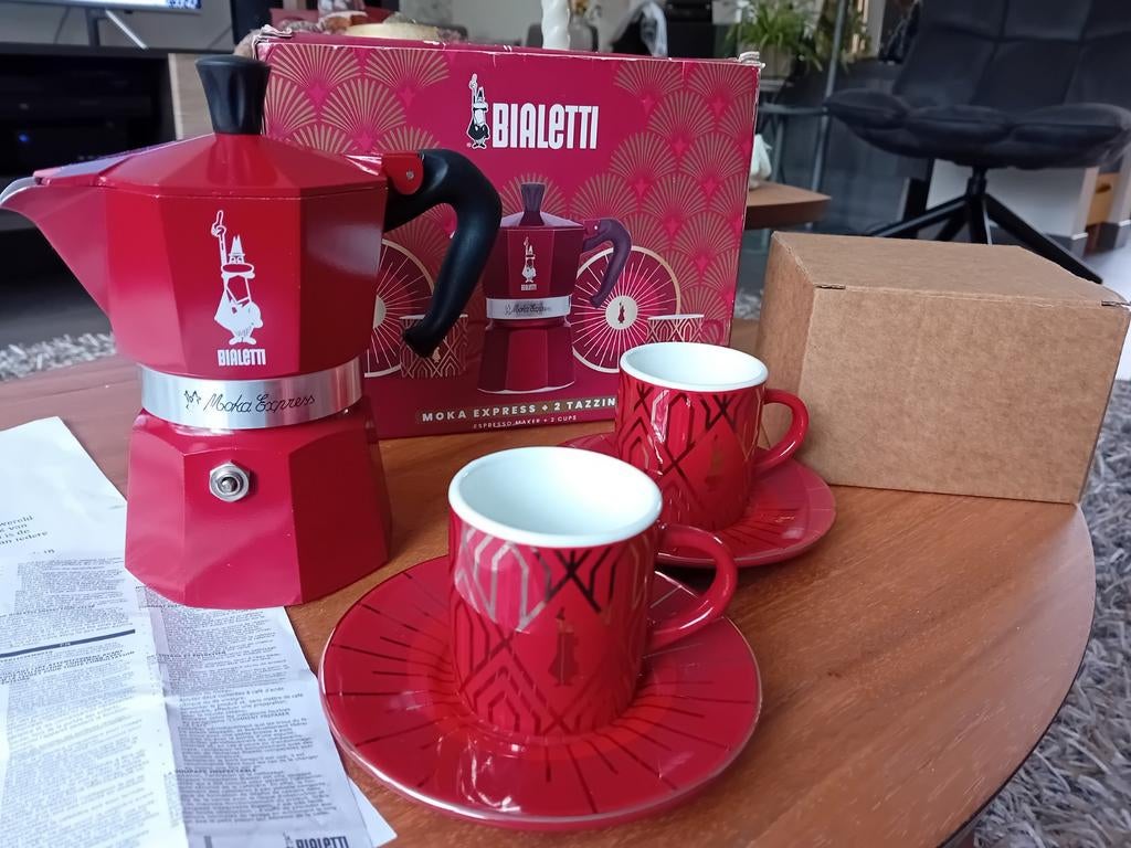 Bialetti 0003547. In luxe geschenkverpakking., Witgoed en Apparatuur, Koffiezetapparaten, Zo goed als nieuw, Espresso apparaat