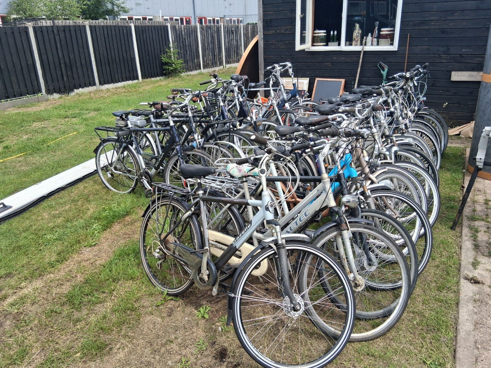 Partij oude fietsen (17x normaal, 8x elektrisch) voor export, Ophalen of Verzenden, Gebruikt