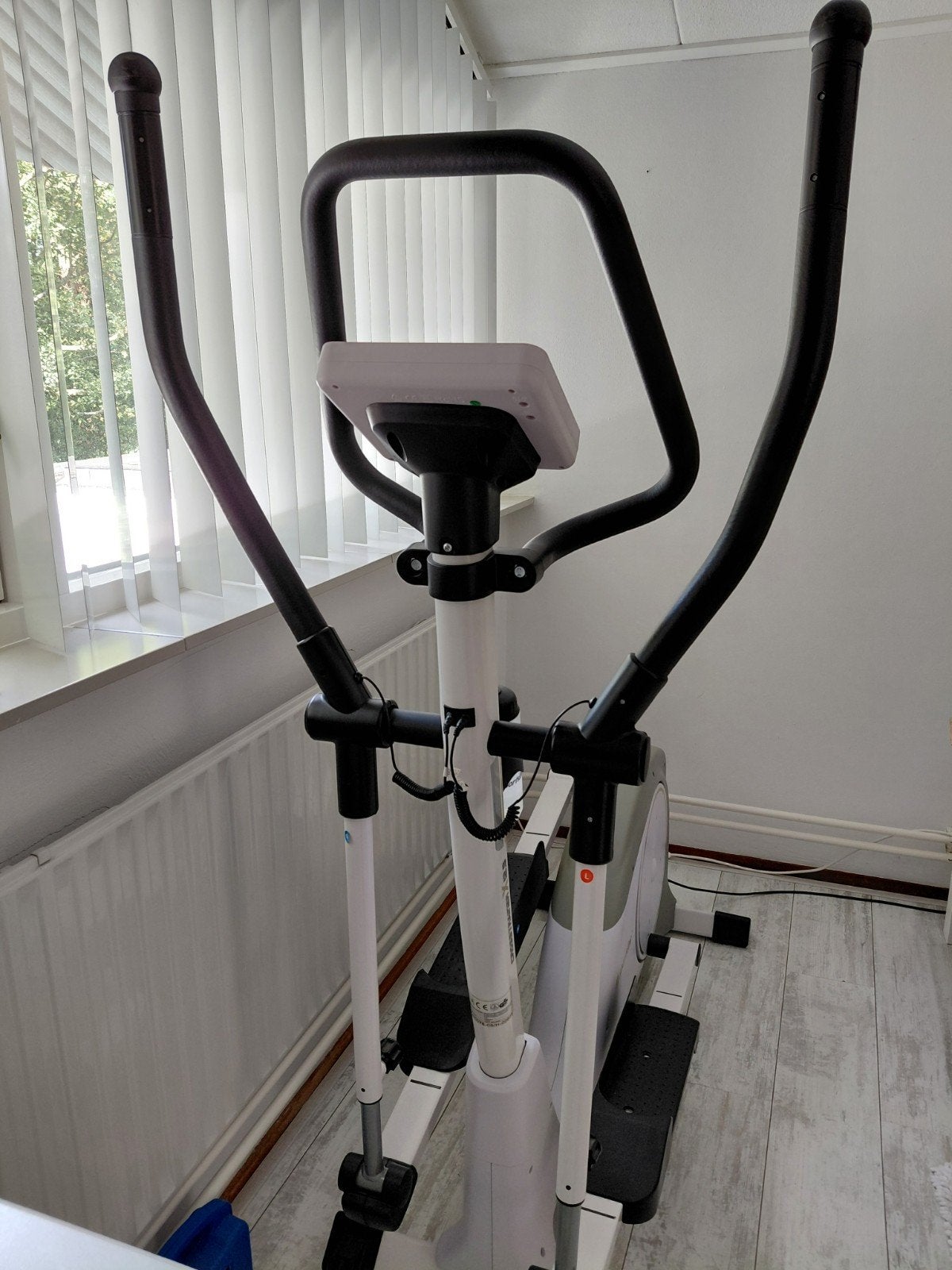 Sportsline Crosstrainer X12.9 - Zo goed als nieuw, Sport en Fitness, Ophalen, Benen, Zo goed als nieuw, Crosstrainer