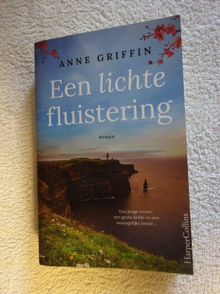 ( nr. 88 ) Een lichte fluistering., Ophalen of Verzenden, Gelezen