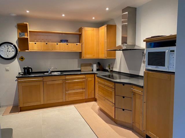 Prima massieve houten keuken, 400,- weg is weg!, Huis en Inrichting, Ophalen, Zo goed als nieuw, Graniet of Steen