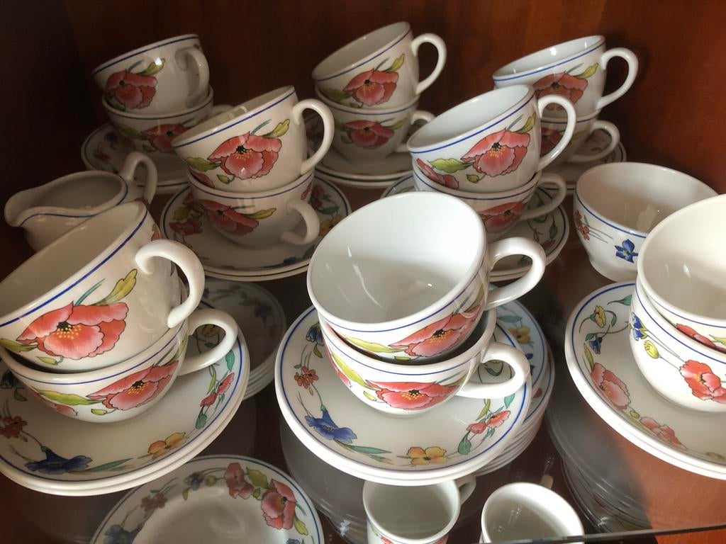 34-delig theeservies, Alpine Meadow, melk/suiker pot, Keramiek, Ophalen of Verzenden, Zo goed als nieuw, Overige stijlen