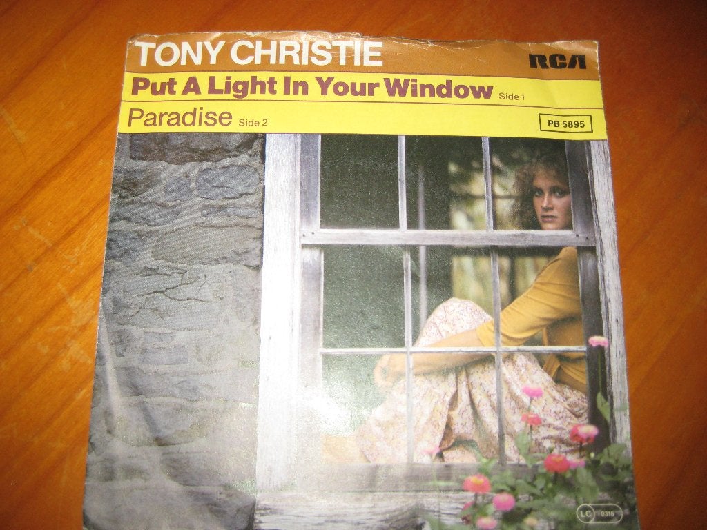Tony Christie: Put a light in your window, Ophalen of Verzenden, Zo goed als nieuw, Pop