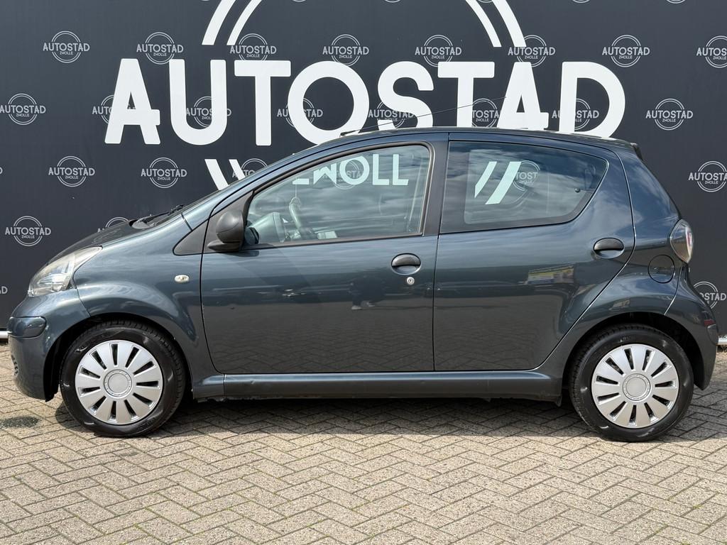 Toyota Aygo 1.0-12V Access NL-Auto / 2e Eigenaar / NAP / APK, Voorwielaandrijving, Stof, Gebruikt, Zwart
