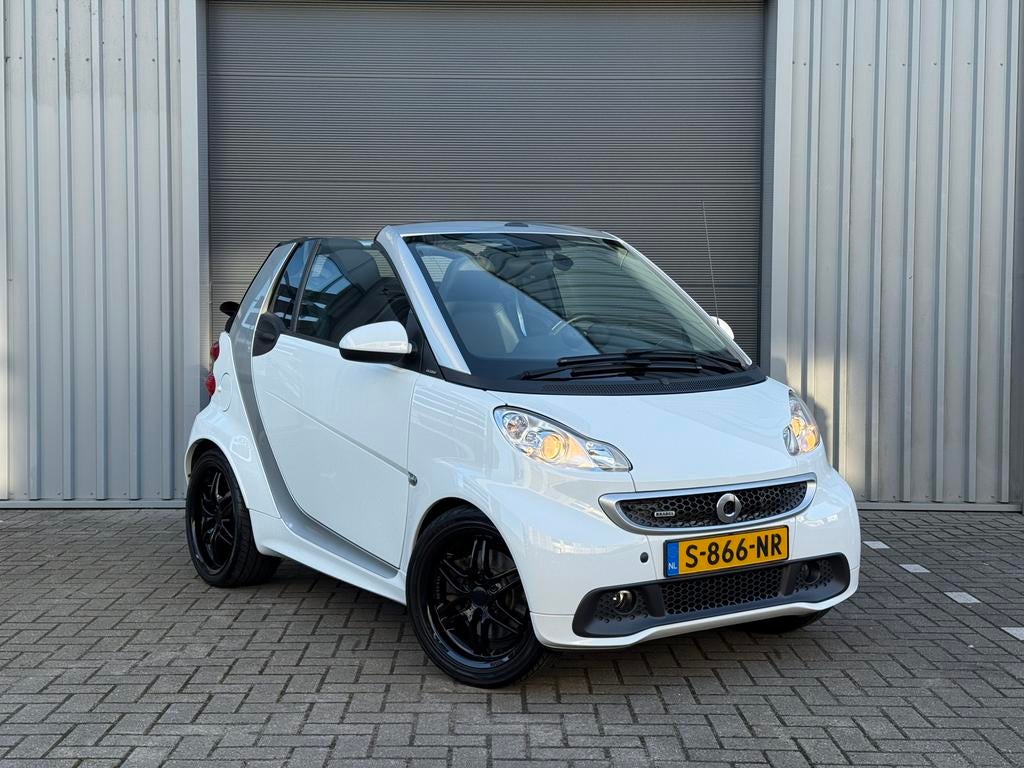 Smart ForTwo Cabrio 1.0 Automaat BRABUS Airco|Leer|Stoelver|, Auto's, Smart, Automaat, Euro 5, Achterwielaandrijving, Zwart