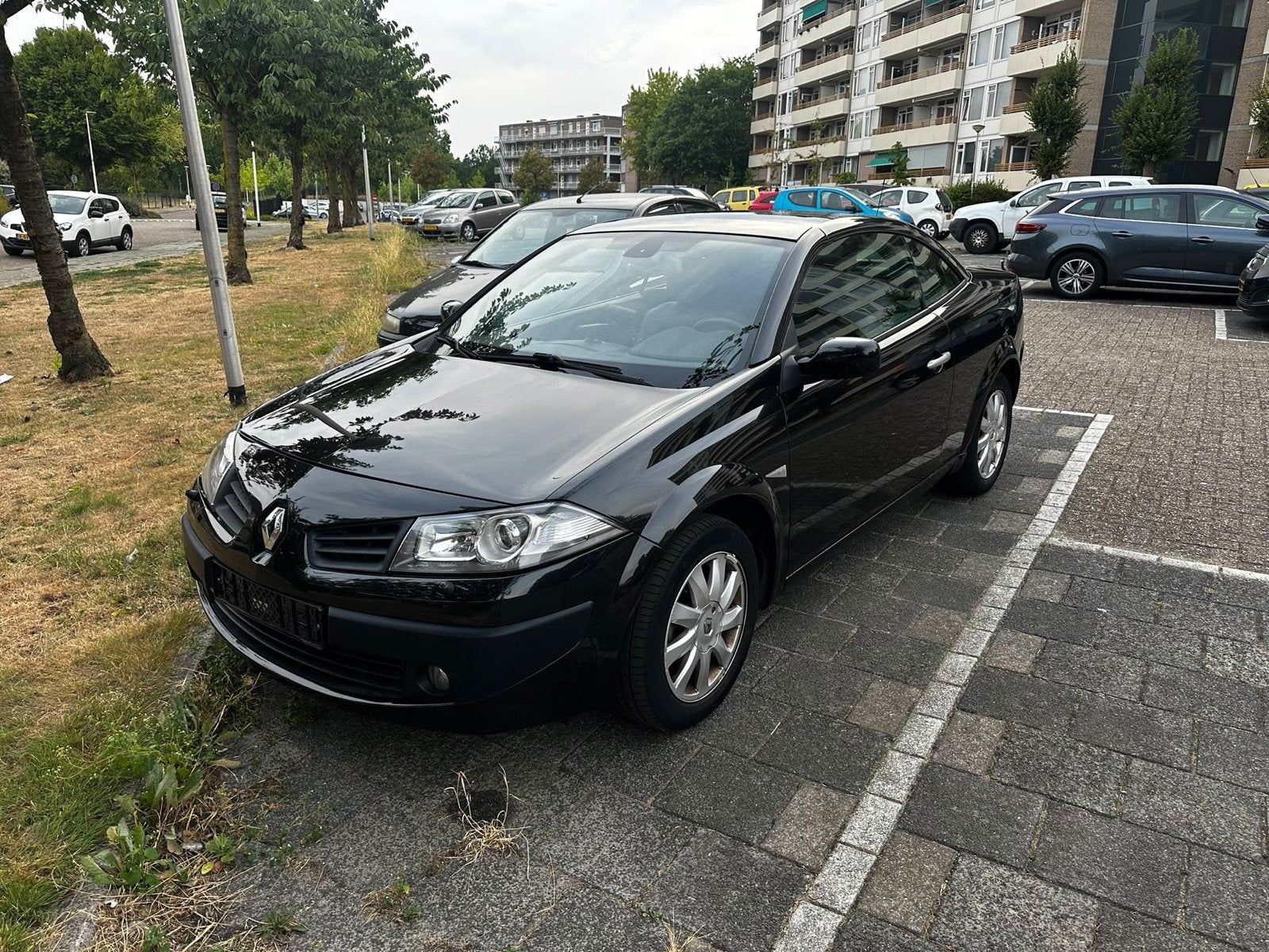 Renault Mégane 2.0 16V Cabrio AUT 2006 Zwart, Auto's, 1998 cc, 4 cilinders, Cabriolet, 4 stoelen
