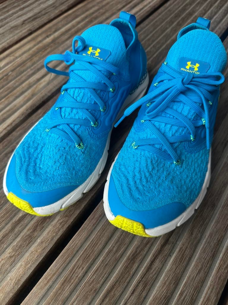 Under Armour HOVR Phantom 2 Woman’s sneaker, Ophalen of Verzenden, Zo goed als nieuw, Blauw, Sneakers of Gympen