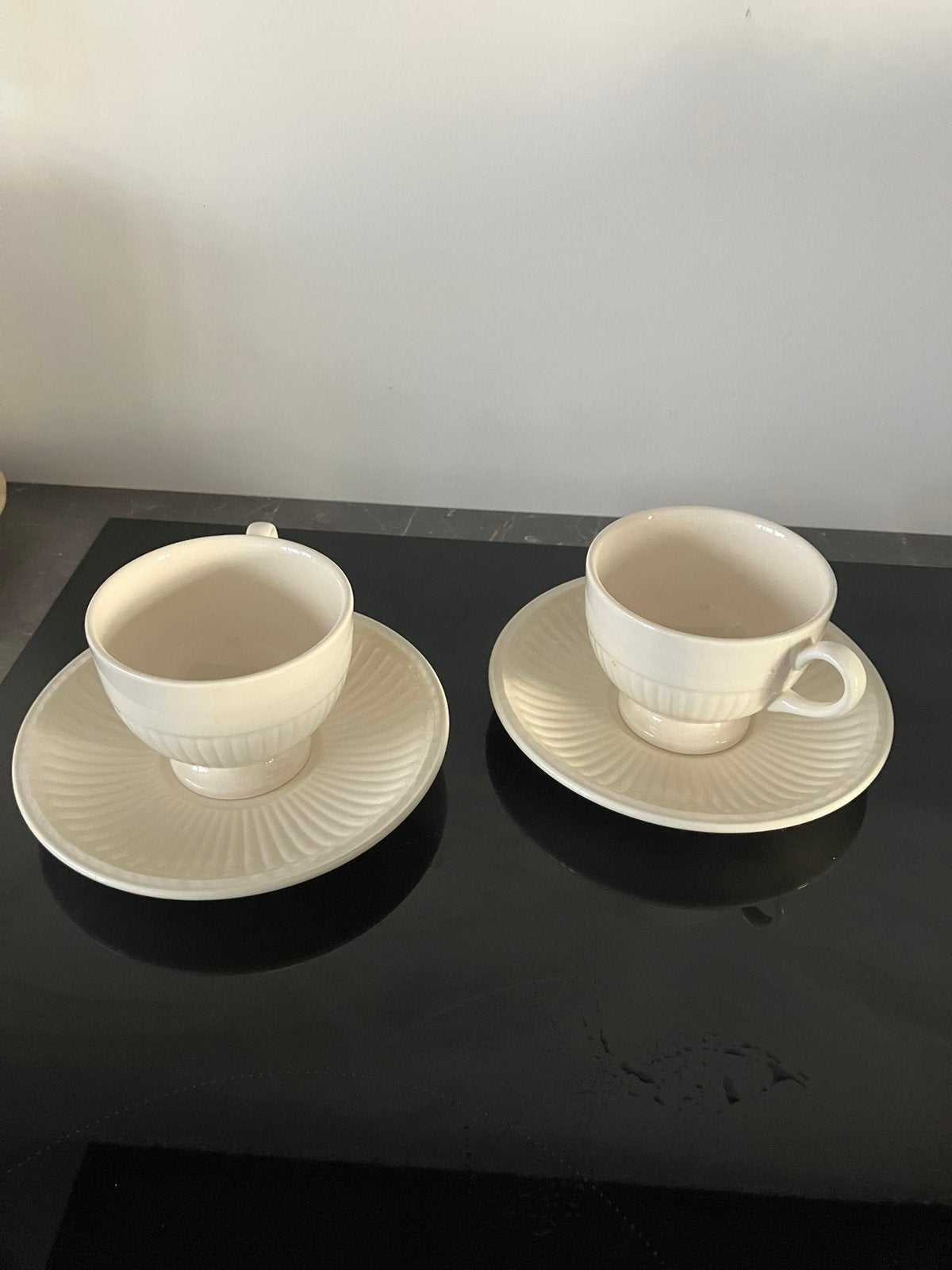 Wedgwood twee porseleinen kop en schotels, Ophalen of Verzenden