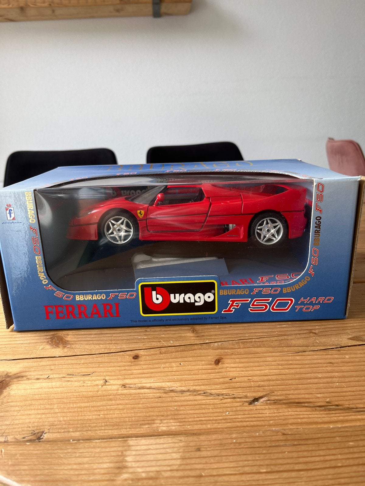Bburago Ferrari F50 Hard Top (1995) - Schaalmodel 1:18, Ophalen of Verzenden, Zo goed als nieuw, Auto, Bburago