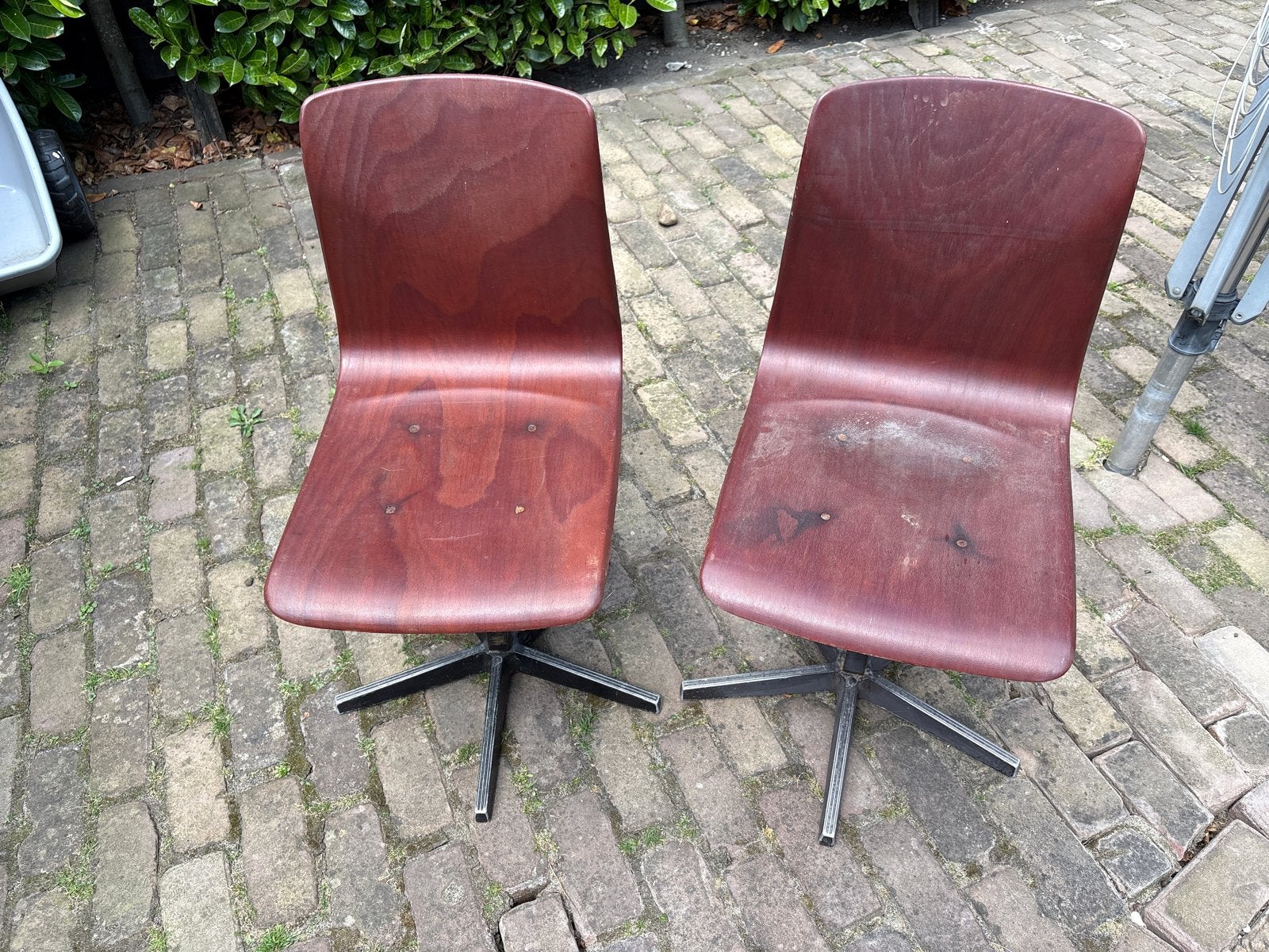 Vintage schoolstoelen voor kinderen (2 stuks), Huis en Inrichting, Stoelen, Ophalen, Gebruikt, Twee, Bruin