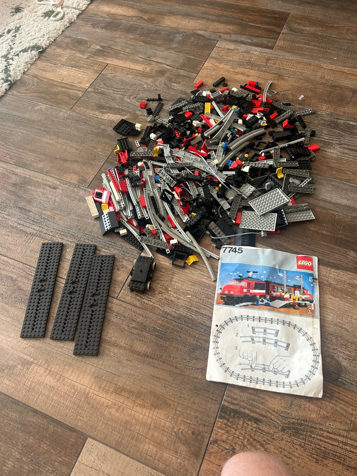 Lego 7745 trein 12v, Kinderen en Baby's, Speelgoed | Duplo en Lego, Ophalen of Verzenden, Zo goed als nieuw