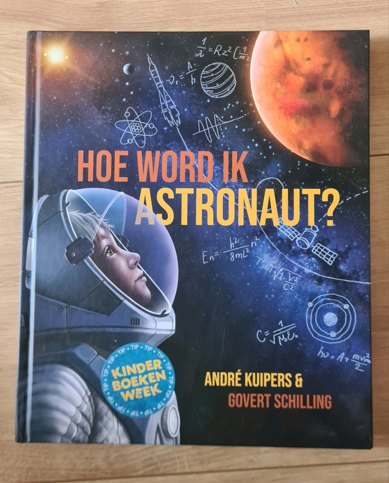 BOEK : Hoe word ik astronaut, Ophalen, Nieuw