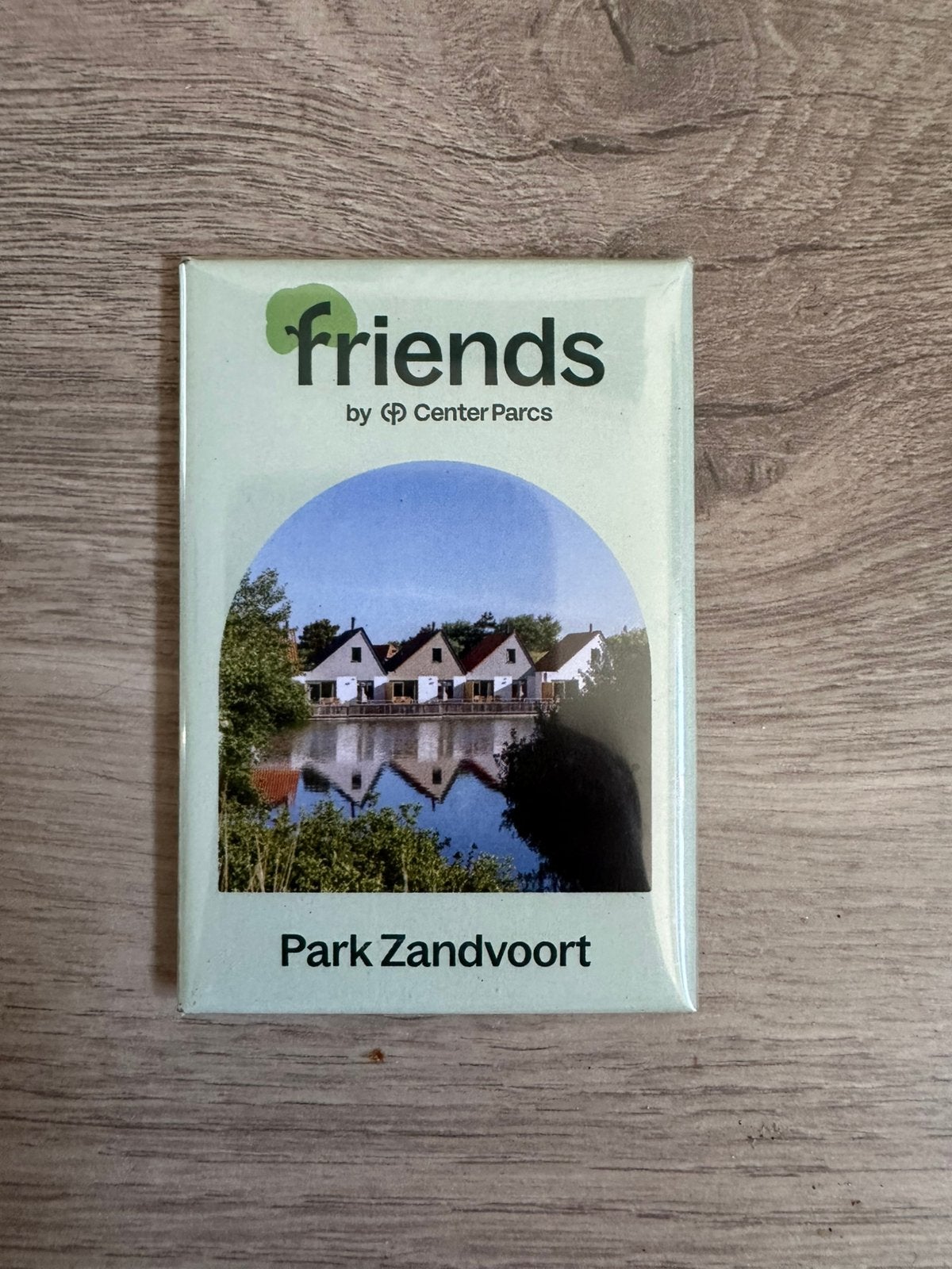 Center Parcs magneet Friends, Verzamelen, Speldjes, Pins en Buttons, Ophalen of Verzenden, Nieuw, Sport